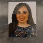 Laureata in farmacia impartisce lezioni di chimica generale ed inorganica, biochimica e biologia generale